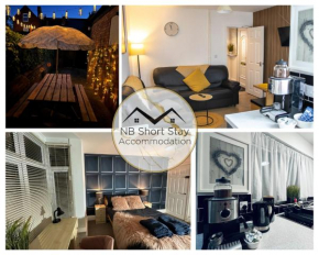 Book your stay near Bailgate the heart of Lincoln! Short let & longer bookings welcome, weekly and monthly offers
